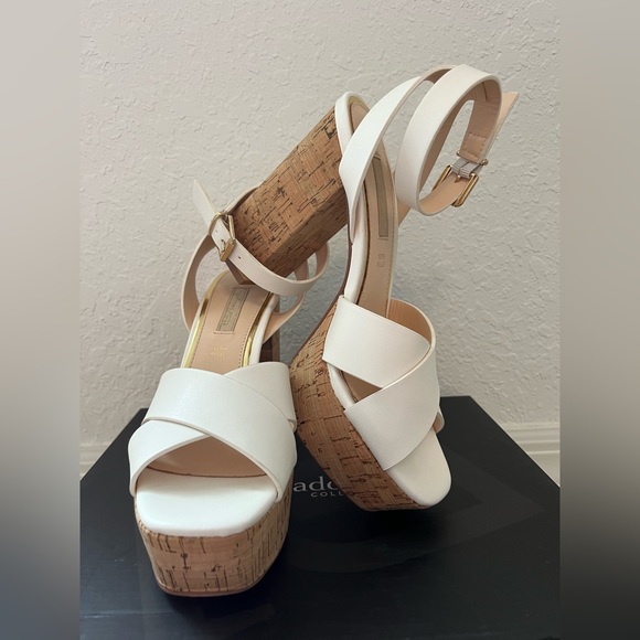 WHITE - Picture 1 of 1